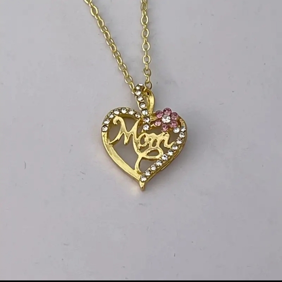 14K Gold-Plated Heart 'MOM' Pendant Necklace – Mother's Day Gift for Mom, Gold - Picture 3 of 8